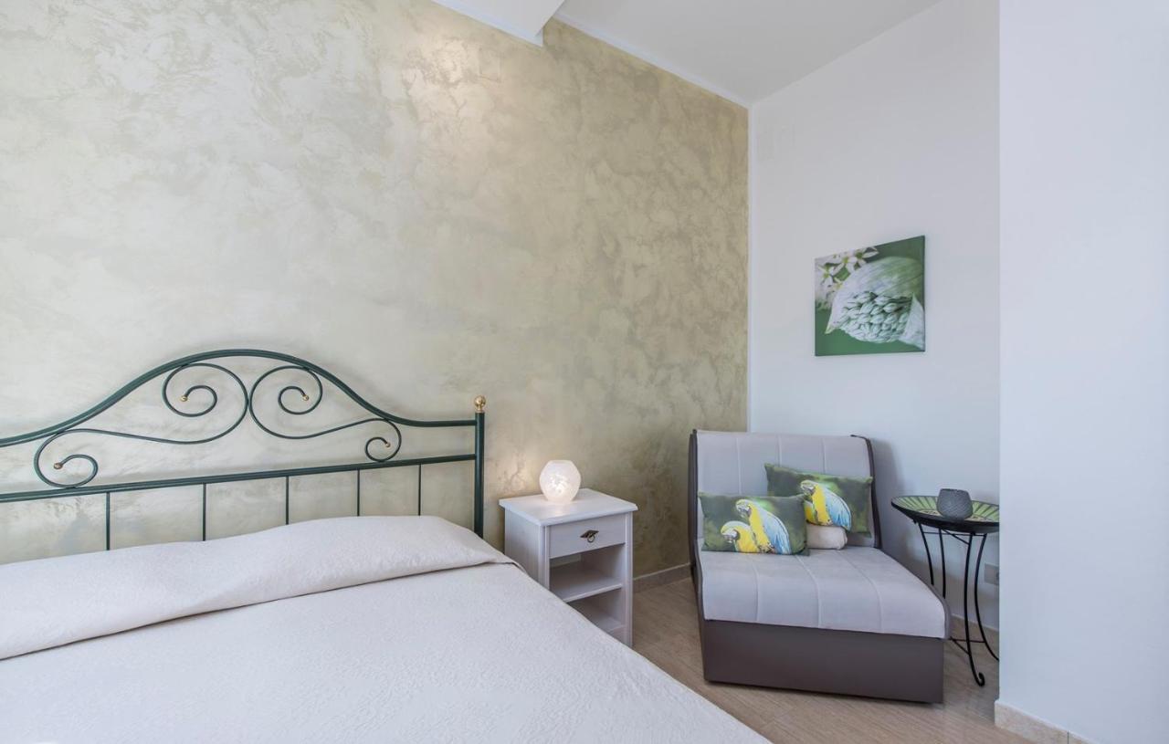 Apartment Complex Orzan Lovrecica Zewnętrze zdjęcie