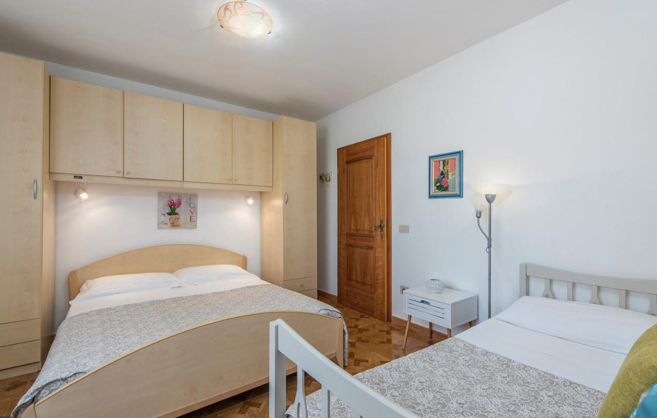 Apartment Complex Orzan Lovrecica Zewnętrze zdjęcie